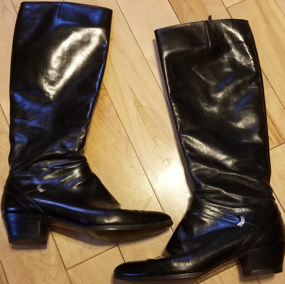 Salvatore Ferragamo Shoes - Salvatore Ferragamo tall black leather boots 6.5